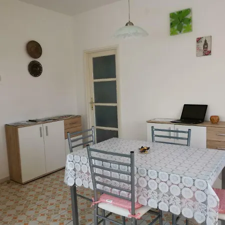 아파트 Carnerolo*** 리예카